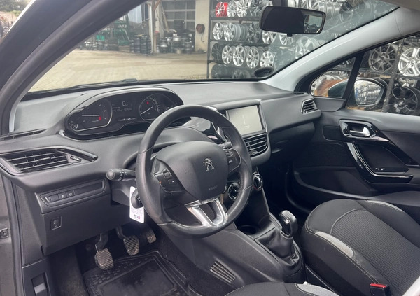 Peugeot 208 cena 25500 przebieg: 146150, rok produkcji 2015 z Międzychód małe 92